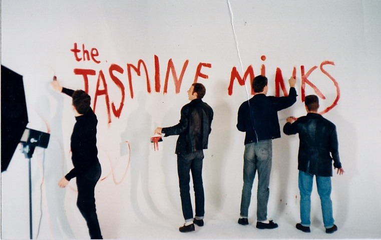 The-Jasmine-Minks-2-photo-by-Bleddyn-Butcher.jpeg